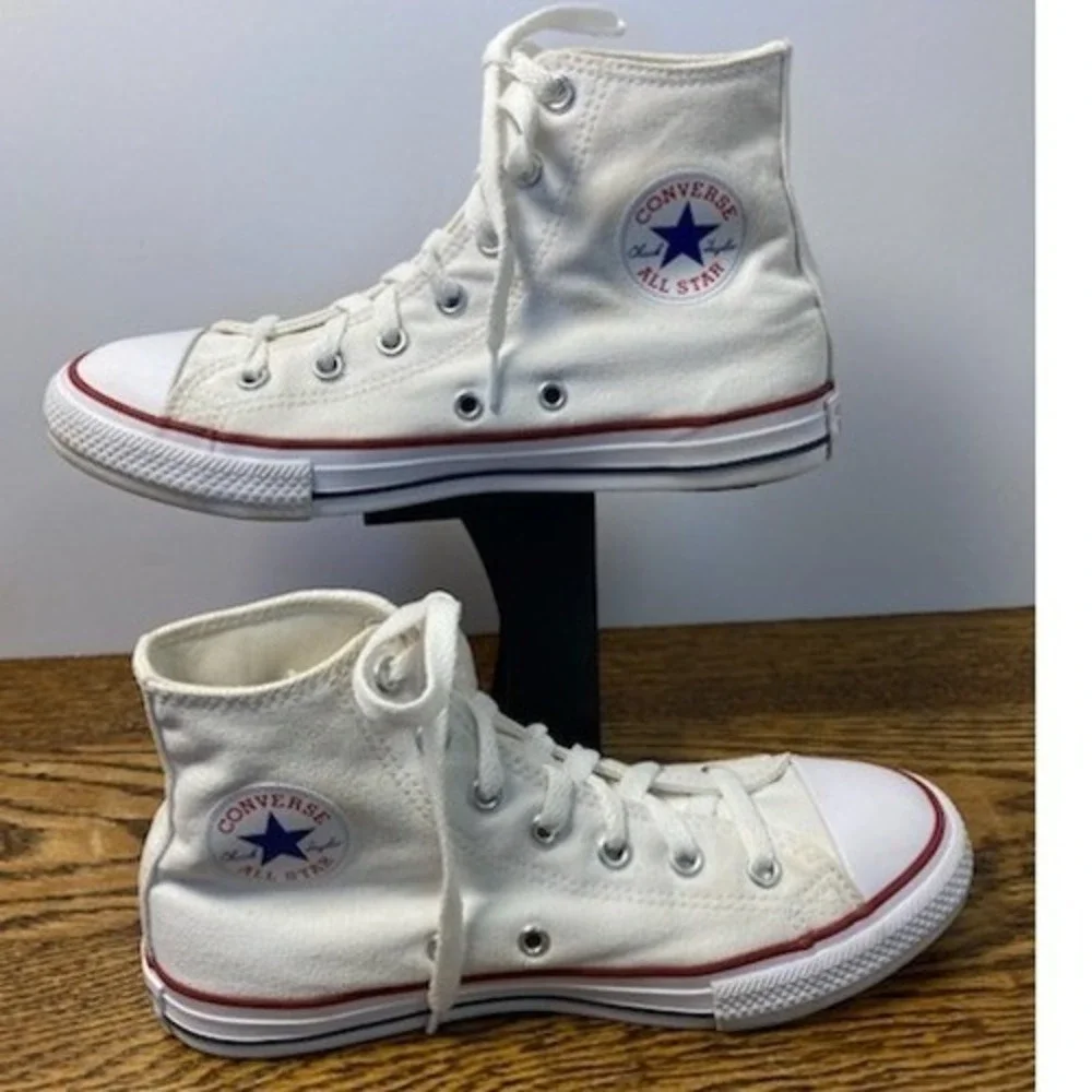 Converse Chuck Taylor All Star High Top White Canvas Youth Sneakers Size 3 3J253